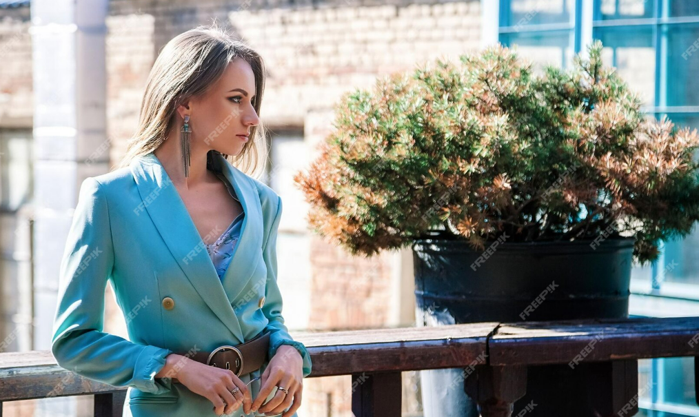 Dating Modern România